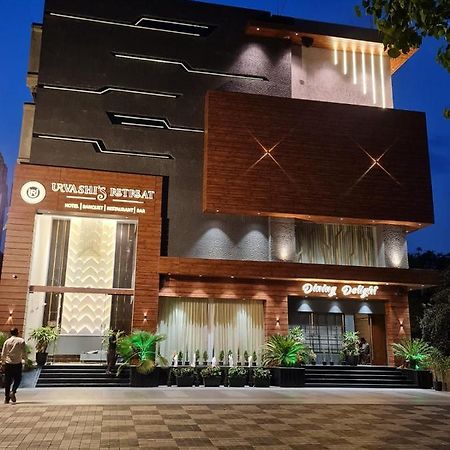 Hotel Urvashi Retreat By Bookingcare Katni Exterior photo